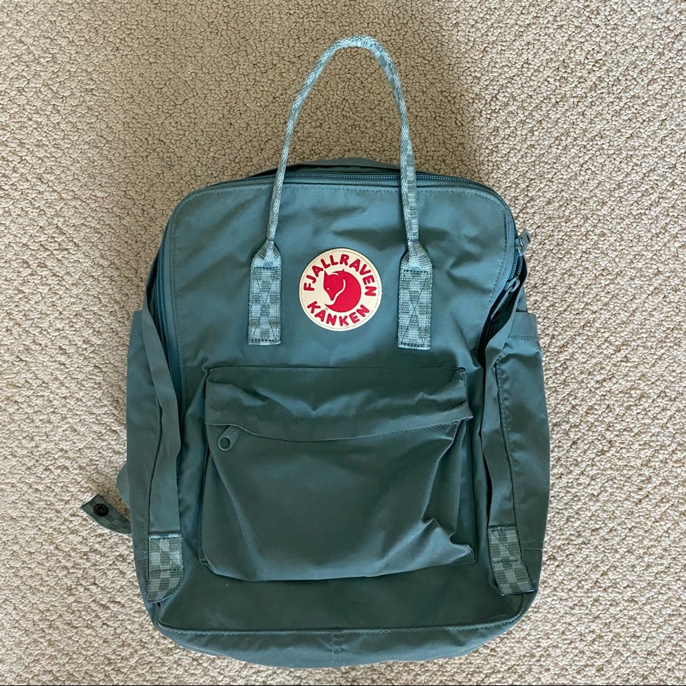 Fjallraven kanken backpack